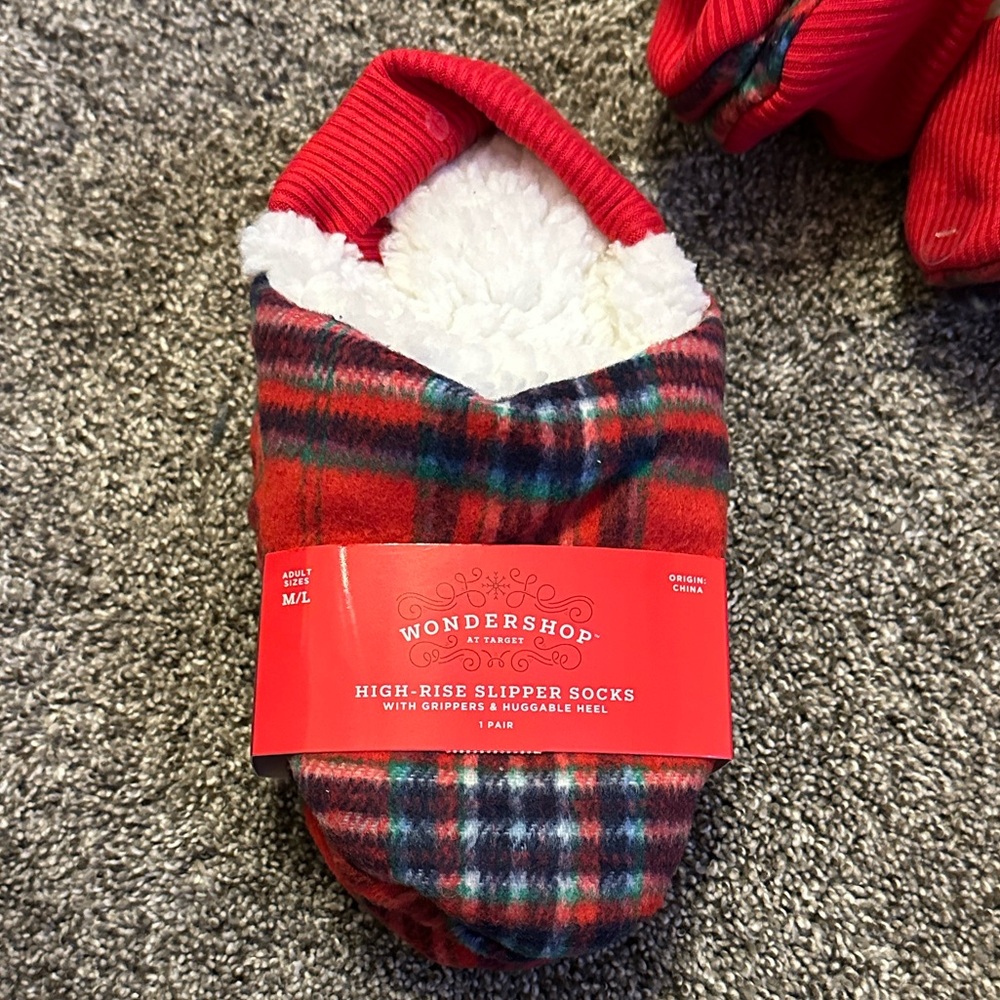 Wondershop Red Plaid Slipper Socks